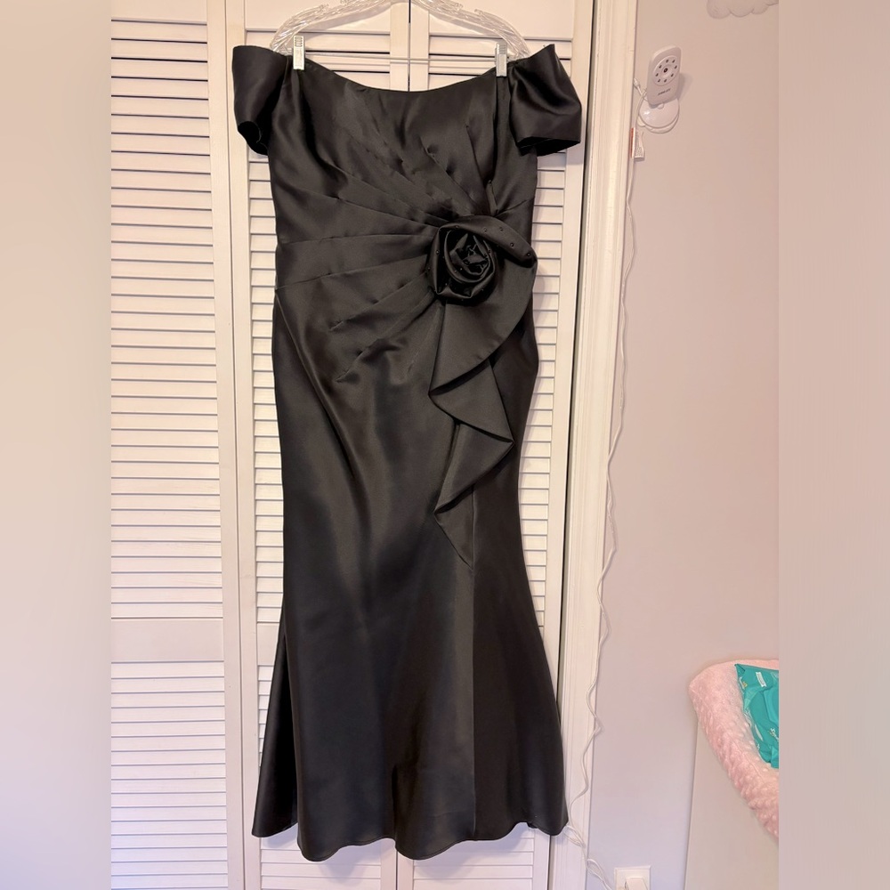 Cameron Blake by Mon Cherie long dress. Off shoulder. Black. Size 14 altered.